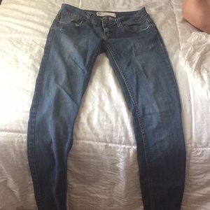 TILLY’S SKINNY JEANS